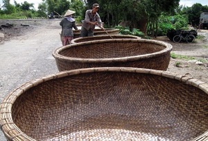 Proveedor Vietnamita de Coracle/Tazón en Forma de Bote de Bambú y Remos/Bote de Bambú de Vietnam (Lima) - Product Image 2