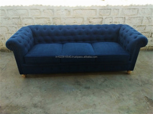 Sofá Chesterfield de 3 Plazas de Estilo Industrial de Lujo, Tapizado en Tela Azul Personalizada, con Botones Decorativos Vintage - Product Image 3