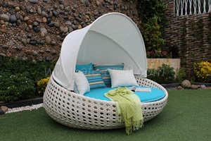 Chaise longue ou lit de repos en rotin élégant pour piscine extérieure Garden Patio Beach Resort - Product Image 5