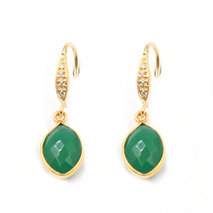 Boucle d'oreille en or plaqué 14k/18k avec pierre d'onyx verte de forme marquise de 31-32 mm et sertie d'un cadre en argent - Product Image 1