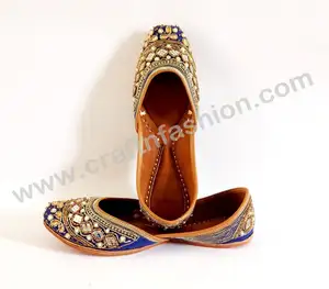 Women's Wedding Wear Flat - Punjabi Khussa Jutti - Embroidered Slippers - Women's Flip Flop Shoes - Mojari