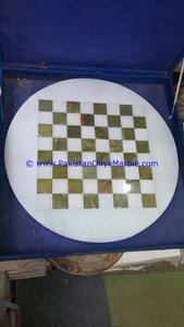 Ensemble d'échecs ONYX de qualité supérieure au meilleur prix du Pakistan, plateau rond, jeu de dames, onyx vert, blanc - Product Image 3