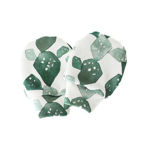 Comfortable Plain Mitten Gloves Available at Leading Market Rate - Product Image 1