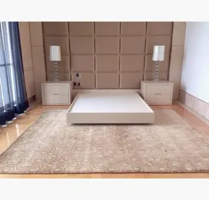 Alfombra de seda de bambú anudada a mano hecha a medida de diseñador - Product Image 1