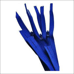 Fermeture éclair invisible à ouverture automatique imperméable OZL pour robes avec une dissimulation parfaite des coutures (Nylon/Plastique/Métal) - Product Image 6