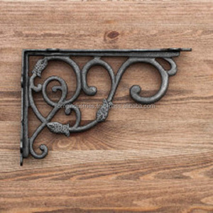 Soportes de Esquina de Hierro Fundido de Estilo Occidental de OMG Industries, Soportes Decorativos para Estantes de Pared - Product Image 1