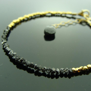 Pulsera de diamantes sin cortar en bruto negro Genione en oro amarillo de 14K para mujer, joyería fina, brazalete de diamantes negros - Product Image 1