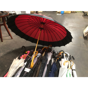 Parapluies Droits d'Occasion de Haute Qualité du Japon au Design Classique à Commande Manuelle - Product Image 2