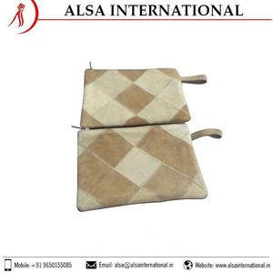 Mayorista de etiqueta privada de la India Patrón de dibujos animados de moda Bolsa de cuero Cierre de cremallera Material de PC Compradores de amplia gama - Product Image 3