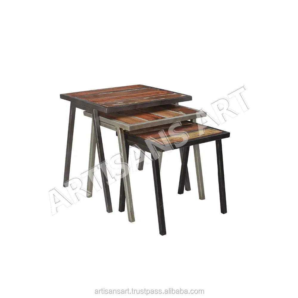 العتيقة المستصلحة الخشب الحديد طقم طاولات متداخلة من ثلاثة ، خمر الصناعية عش من الجدول ، أثاث منزلي