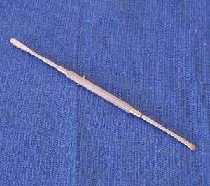 Elevadores Perióseos Libres de Alta Calidad, Instrumentos Quirúrgicos Dentales Hechos de Acero y Metal, Fuente de Alimentación Manual - Product Image 2