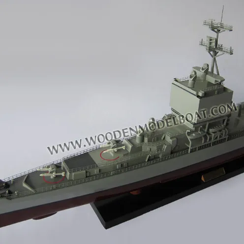 USS LONG BEACH CNG09 WOODEN MODEL BATTLE SHIP - WOODEN DECORATION