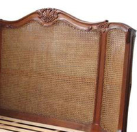 Klassisches französisches geschnitztes Rattanbett - Antike Reproduktionsmöbel aus Mahagoni aus Indonesien