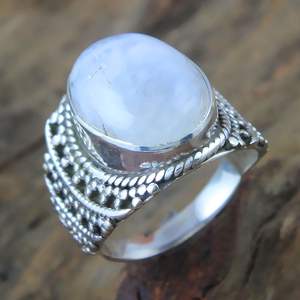 Dazzling 925 Sterling Silver rainbow <b>Moonstone</b> Gemstone Ring <b>Jewelry</b> With Classic Design and Elegant Look - Product Image 1