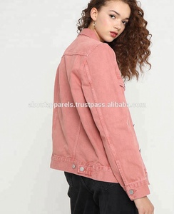 Veste en jean surdimensionnée personnalisable de haute qualité pour femmes veste en jean d'hiver noir classique respirante broderie en vrac disponible - Product Image 2