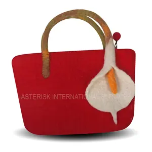 フェルト環境にやさしいバレンタインスペシャルトートフラワーフェルトトートハンドルネパール職人卸売からの手作りハンドバッグ荷物