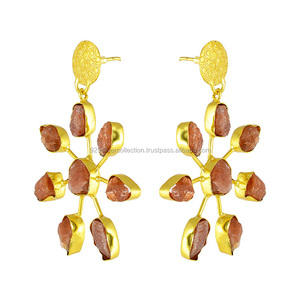 Pendientes de tachuelas chapados en oro con piedras preciosas de Sol de diseñador Floral para mujer, latón de estilo clásico para fiestas, compromisos, Ideas de regalo - Product Image 1