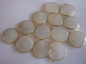 Rainbow Moonstone Gemstone Bisel Colgante 925 Plata con rodio y chapado en oro para fiestas - Product Image 5