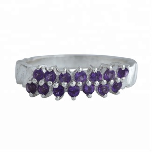 Hermosa piedra preciosa amatista redonda facetada 925 anillo de banda de plata esterlina joyería anillo de moda plateado para mujer. - Product Image 1