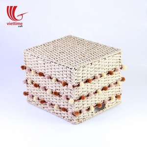 Panier en jonc de mer bon marché tissé à la main avec des mini glands pour le stockage de vêtements - Product Image 6