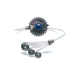 สร้อยข้อมือหินธรรมชาติสไตล์เปิดขนาดสำหรับสุภาพสตรีชุบเงินแท้ lapis เครื่องประดับแฟชั่น - Product Image 1