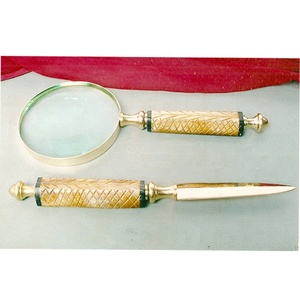 MAGNIFYING <b>GLASS</b> <b>READING</b> / MAGNIFICATION MIRROR FOR <b>READING</b> NEWSPAPER AND BOOKS METAL ART AND CRAFTS - Product Image 6