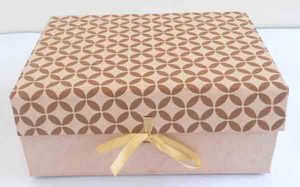 Caja de embalaje de regalo con cierre de cintas sólidas de papel serigrafiado hecho a mano de nuevo estilo al por mayor - Product Image 2