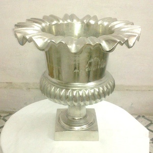 Grand VASE argent VASE de sol VASE à fleurs de luxe ANTIQUE VASE en métal décoration de mariage décor de jardin en ALUMINIUM taille personnalisée - Product Image 2