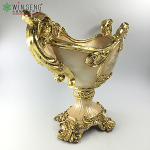 Maceta de Porcelana Real con Flores Doradas - Product Image 2