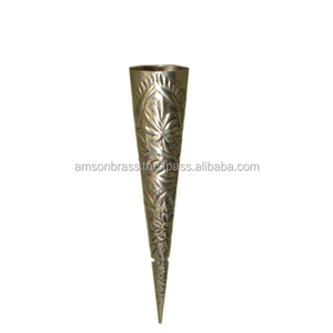 Tenture murale Décorative En Métal Cône À Vendre - Product Image 4