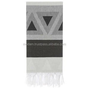 สัญลักษณ์ Jacquard สามเหลี่ยมที่มีสามสีตุรกีผ้าขนหนูอาบน้ำทอที่มีคุณภาพสูง Pestemal % ผ้าฝ้าย100 - Product Image 1