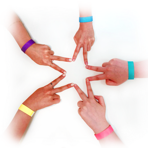 ป้ายกระดาษ19มม. 25มม. สายรัดข้อมือ Tyvek ความปลอดภัยหลากหลายสีกันน้ำวัตถุประสงค์ของตั๋วและการเข้าชม - Product Image 1