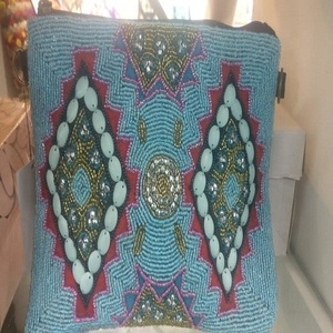 Sac à main de soirée écologique de créateur, mélange de perles et de tissus tissés à la main, couleurs mélangées, 30x20 cm - Product Image 1