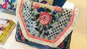 Bolso de noche con hermoso diseño de cuentas, venta al por mayor, 2018 - Product Image 3