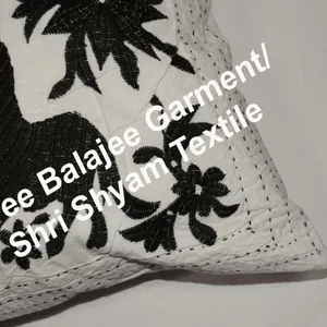 หมอนผ้าคุชชั่นปักลายสัตว์พื้นเมืองชนเผ่าเผ่าอินเดียสไตล์วินเทจสีดำสำหรับใช้ตกแต่งบ้าน - Product Image 1