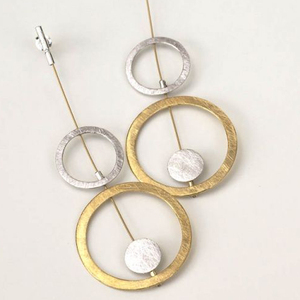 ต่างหูทรงเรขาคณิตชุบทอง14K สำหรับผู้หญิงคอลเลคชั่นใหม่ทำจากทองเหลืองและโลหะผสมสำหรับวันครบรอบ - Product Image 2