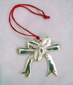 Adorno colgante de copos de nieve metálico hecho a mano, suministros de decoración para fiestas de Navidad en interiores y exteriores - Product Image 2