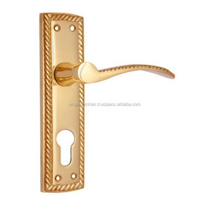 OMG Industries latón pulido manija de puerta placa trasera con cerradura - Product Image 4