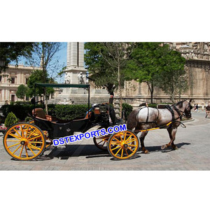 Elegantes carruajes tirados por caballos para bodas negras Entrada nupcial Venta de fabricantes Decoraciones elegantes para bodas - Product Image 1