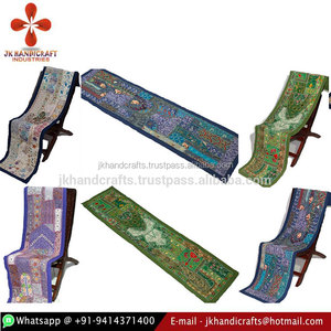 Vintage Sari Patch Runner bordado Tapiz - Product Image 1