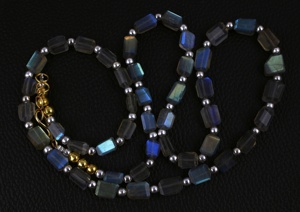 Belle Brin Collier Naturel Labradorite Pépites Forme Bleu Feu Pierres Précieuses Perles Bijoux Faits À La Main En Gros - Product Image 2