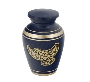 Urna de cremación de aluminio personalizable de estilo americano recién llegado superventas para cenizas humanas para funerales - Product Image 5