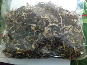 Champignons noirs entiers séchés cultivés - Product Image 3