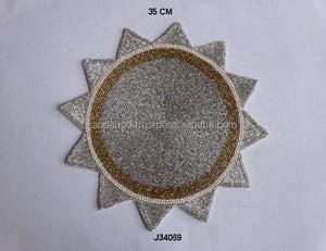 แผ่นรองจานลูกปัดแก้วคุณภาพทันสมัยทรงพระอาทิตย์และสีเงินสีทองมีสีและลวดลายบนโต๊ะอาหารให้เลือกมากกว่า - Product Image 3