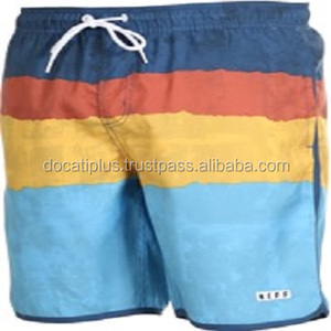 Shorts de baño sublimados personalizados OEM para hombre - Product Image 3