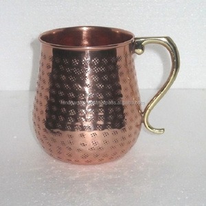 Barril martillado de cobre puro 100% para tazas con mango de latón de diseño brillante para vodka de oso para bares o restaurantes en casa - Product Image 3