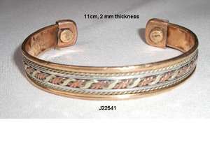 Pulsera magnética de cobre con diseños de hojas, brazalete de cobre con diseños de hojas que tiene beneficios para la salud - Product Image 6