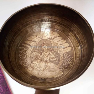 Mayorista de cuencos Cantores de Metal hechos a mano de Nepal que ofrece candelabros de Metal linternas y tarros de velas - Product Image 1