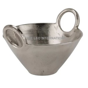Seau à bol de forme ovale en métal aluminium nickelé Design Bol décoratif de luxe pour fruits et snacks - Product Image 1
