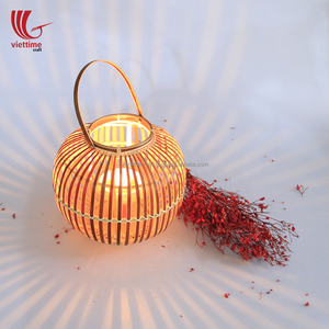 ที่วางเทียนไม้ไผ่งานแฮนด์เมดจาก viettimecraft. โคมไฟที่มีขนาดที่กำหนดเองสำหรับตกแต่งบ้านแขวนอยู่นอกการออกแบบการทอผ้า - Product Image 6